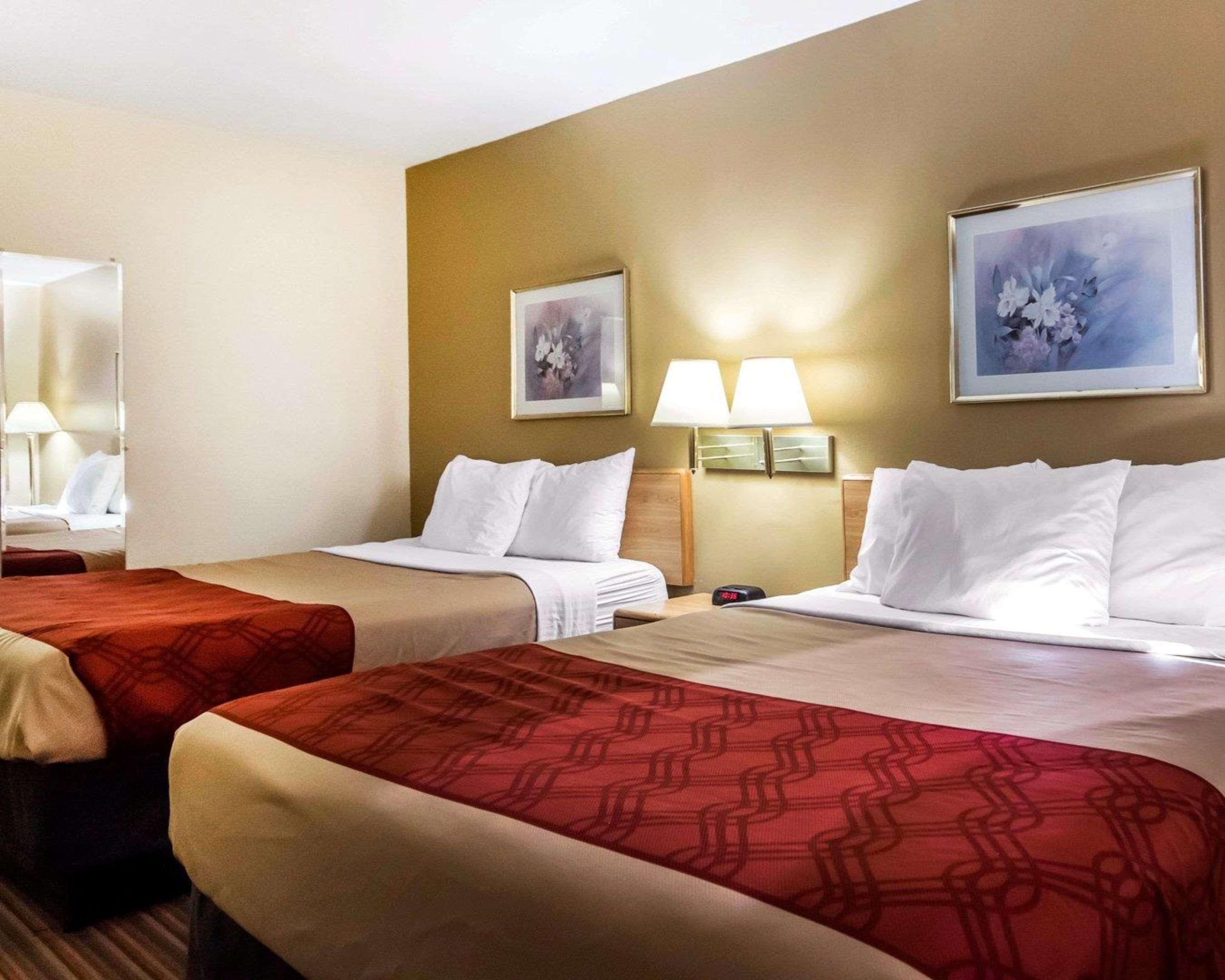 Econo Lodge Erlanger - Cincinnati Airport Exteriör bild