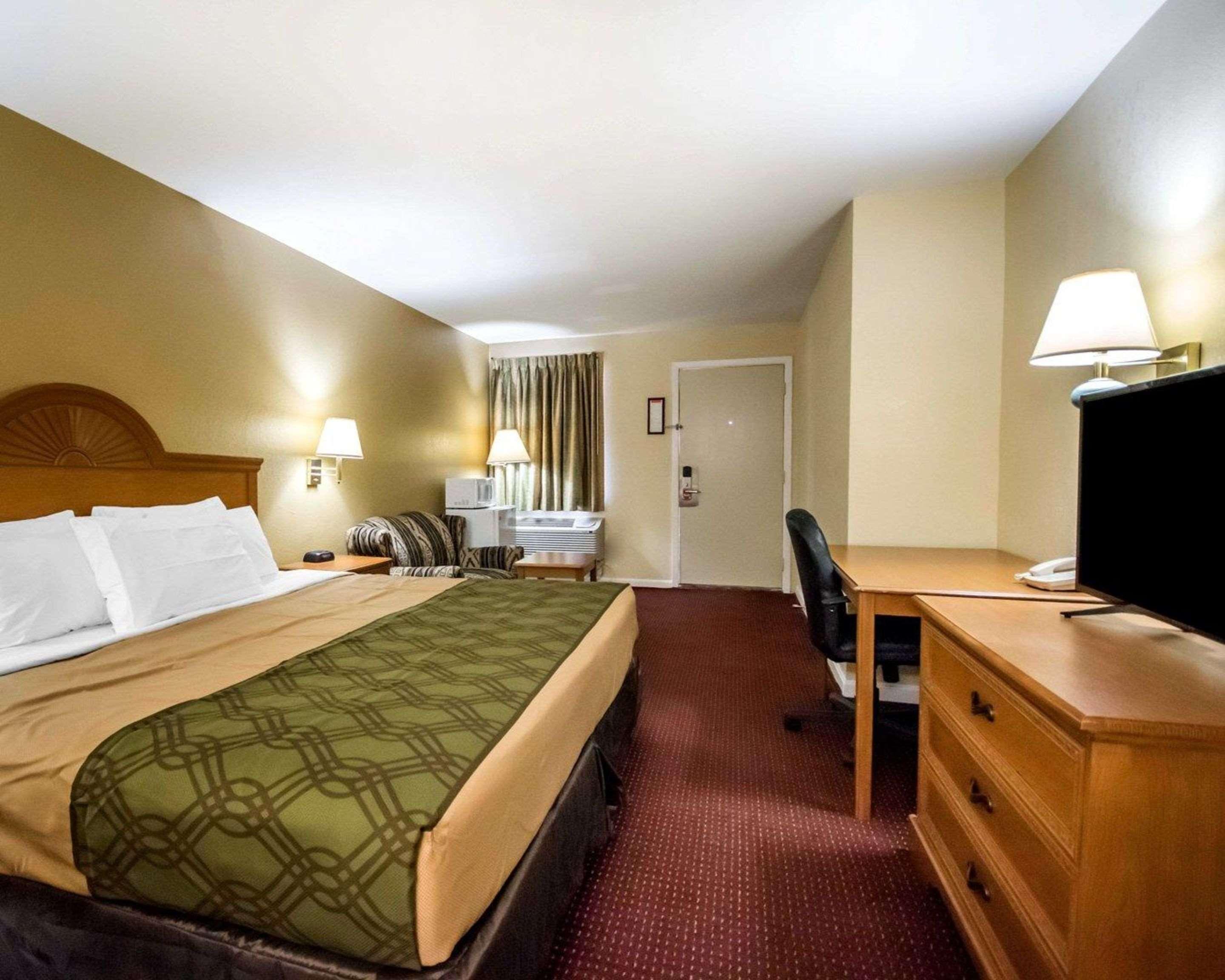 Econo Lodge Erlanger - Cincinnati Airport Exteriör bild