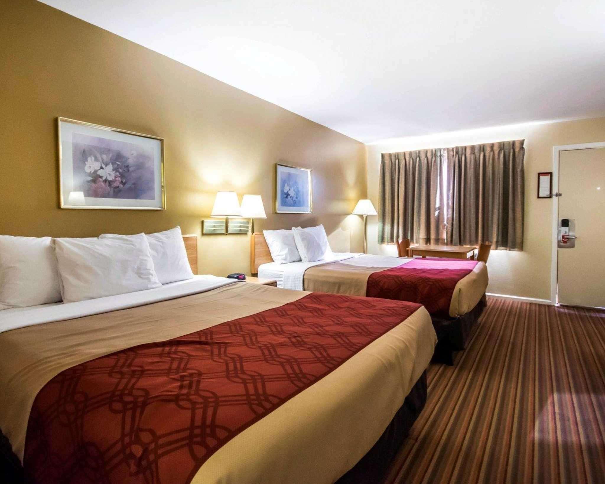 Econo Lodge Erlanger - Cincinnati Airport Exteriör bild