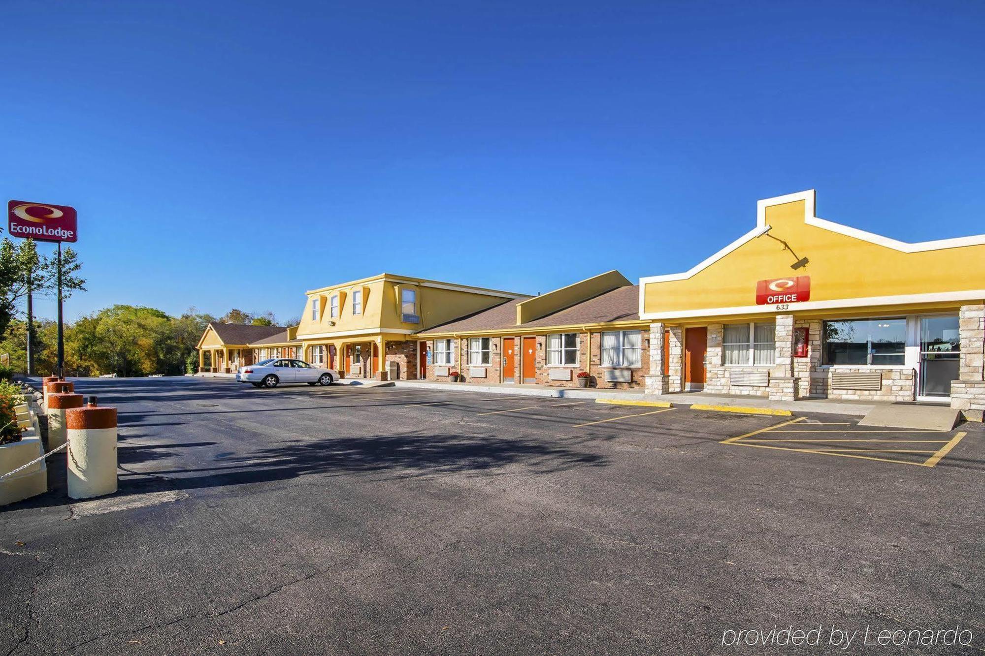 Econo Lodge Erlanger - Cincinnati Airport Exteriör bild