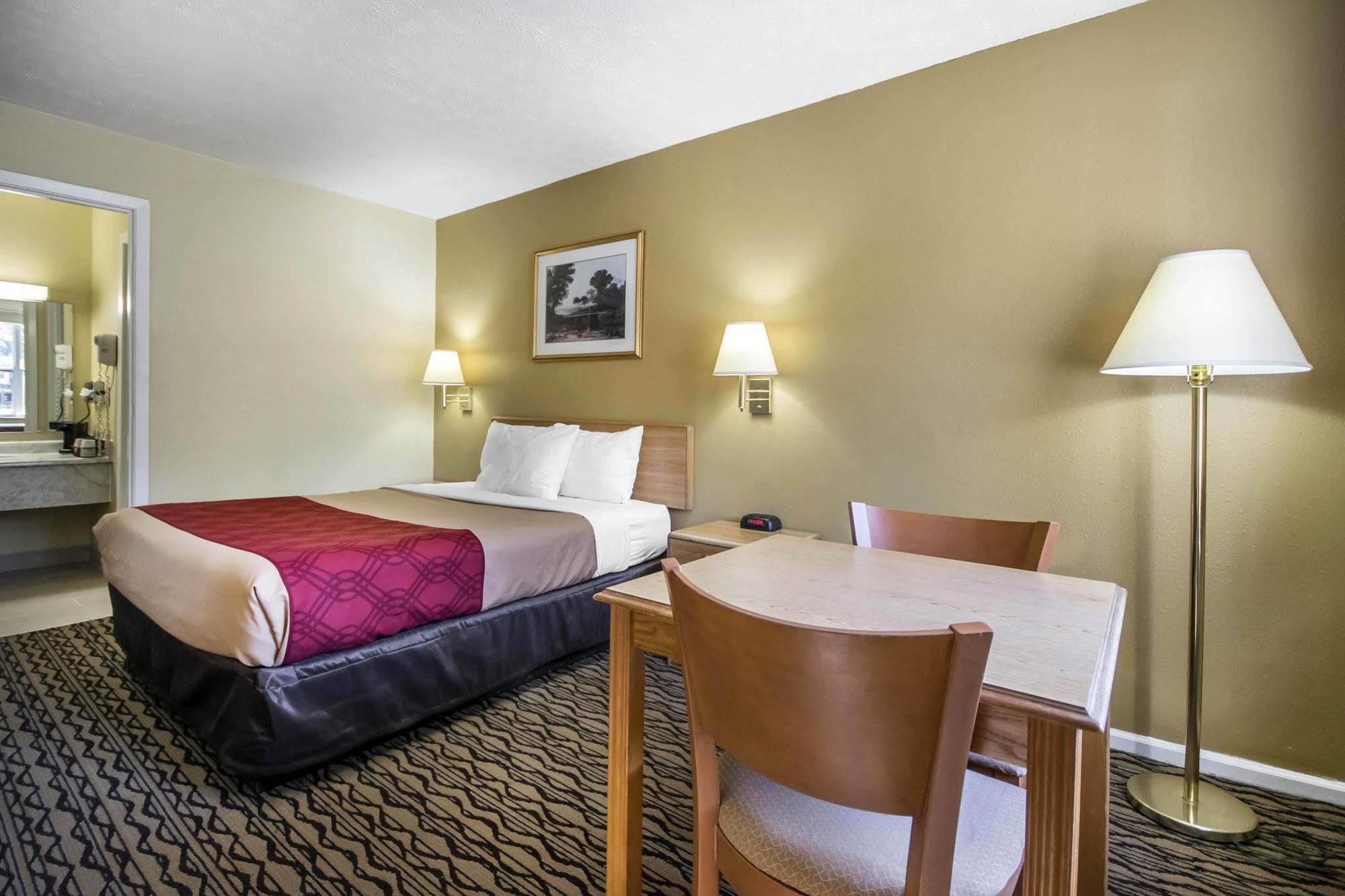 Econo Lodge Erlanger - Cincinnati Airport Exteriör bild